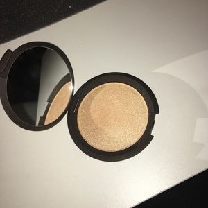 Becca Shimmering Skin Perfector